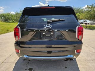 2020 Hyundai Palisade Limited - Exterior Rear Center Image